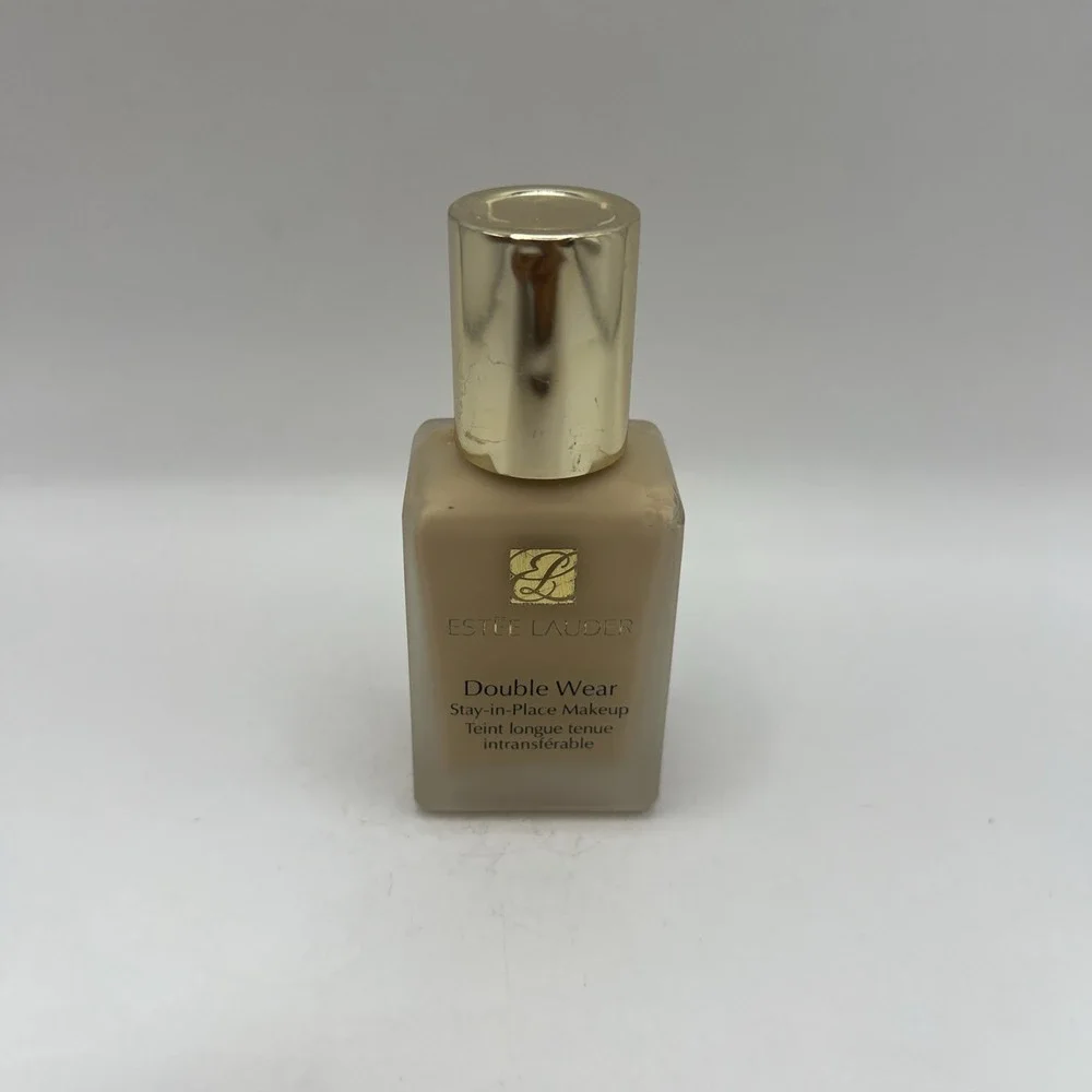 Estee Lauder Double Wear Stay-in-Place Makeup 2C0 Cool Vanilla 1 fl New